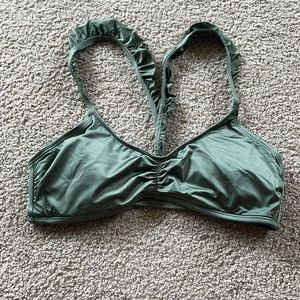 NWT Aerie Ruffle Bikini Top